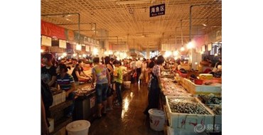 三亞一海產(chǎn)品攤位銷售的黃骨魚、黑魚檢出違禁物 攤主被罰一萬元
